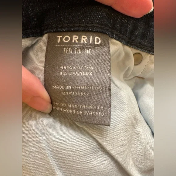 Torrid Boyfriend Straight Leg Vintage Stretch Jeans NWT - Picture 5 of 7